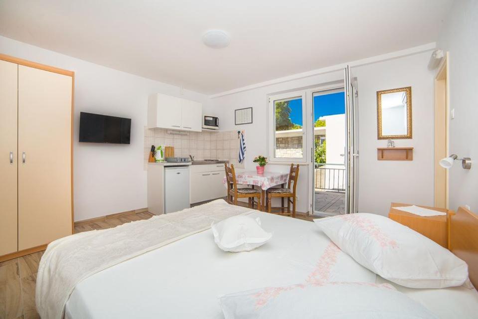 Apartmani Stipan ブレラ エクステリア 写真
